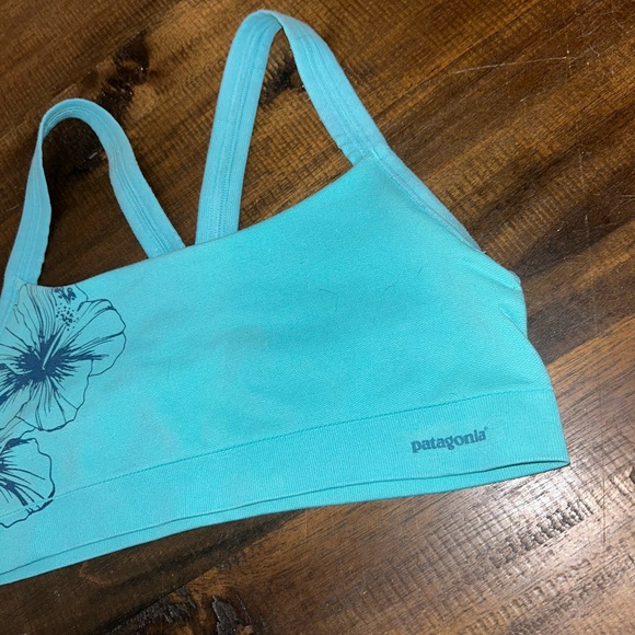 Patagonia sports bra - Picture 2 of 9